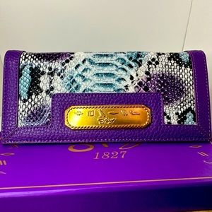 Sharif Leather Trifold Wallet